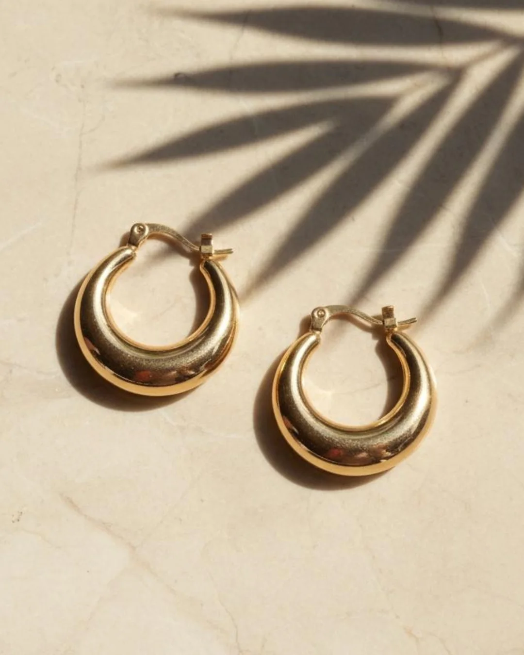 Isla Hoops, Klassieke hoops, goudkleurig