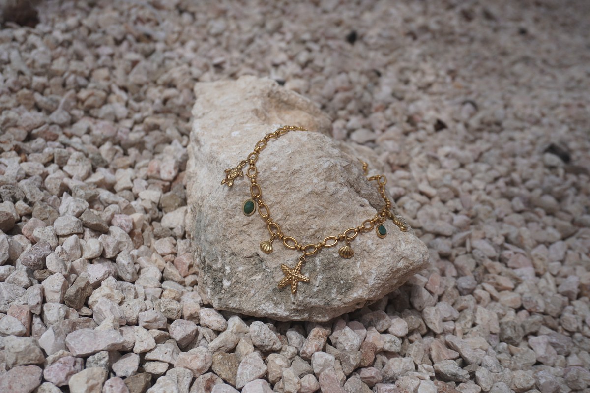 Juul Oceana Ketting, Schakelketting met bedels en groene steentjes, Stainless steel · groene steen