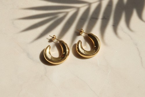 Raya Oorbellen, Druppelvormige hoops, Stainless steel