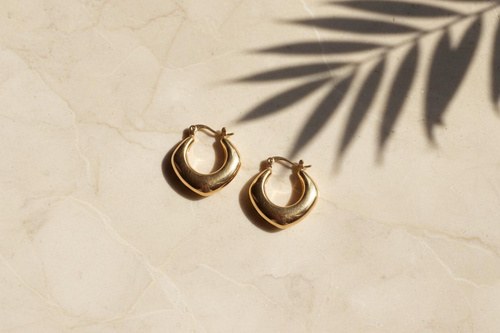 Sol Oorbellen, Vierkante hoops, goudkleurig, Stainless steel