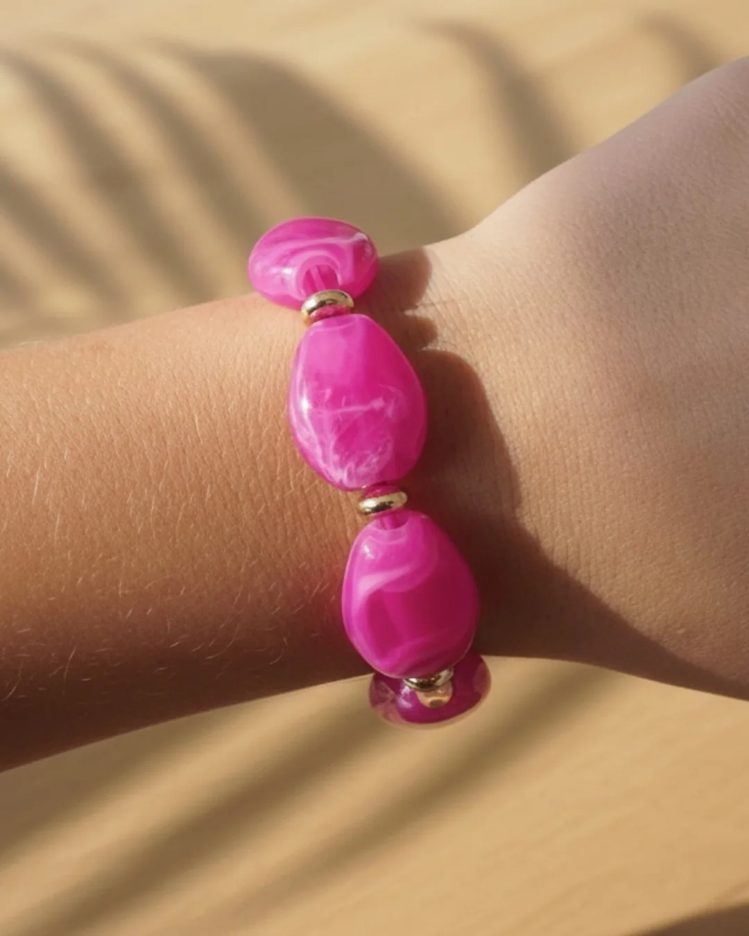 Viva Armband – Fuchsia, Kralenarmband in fuchsia