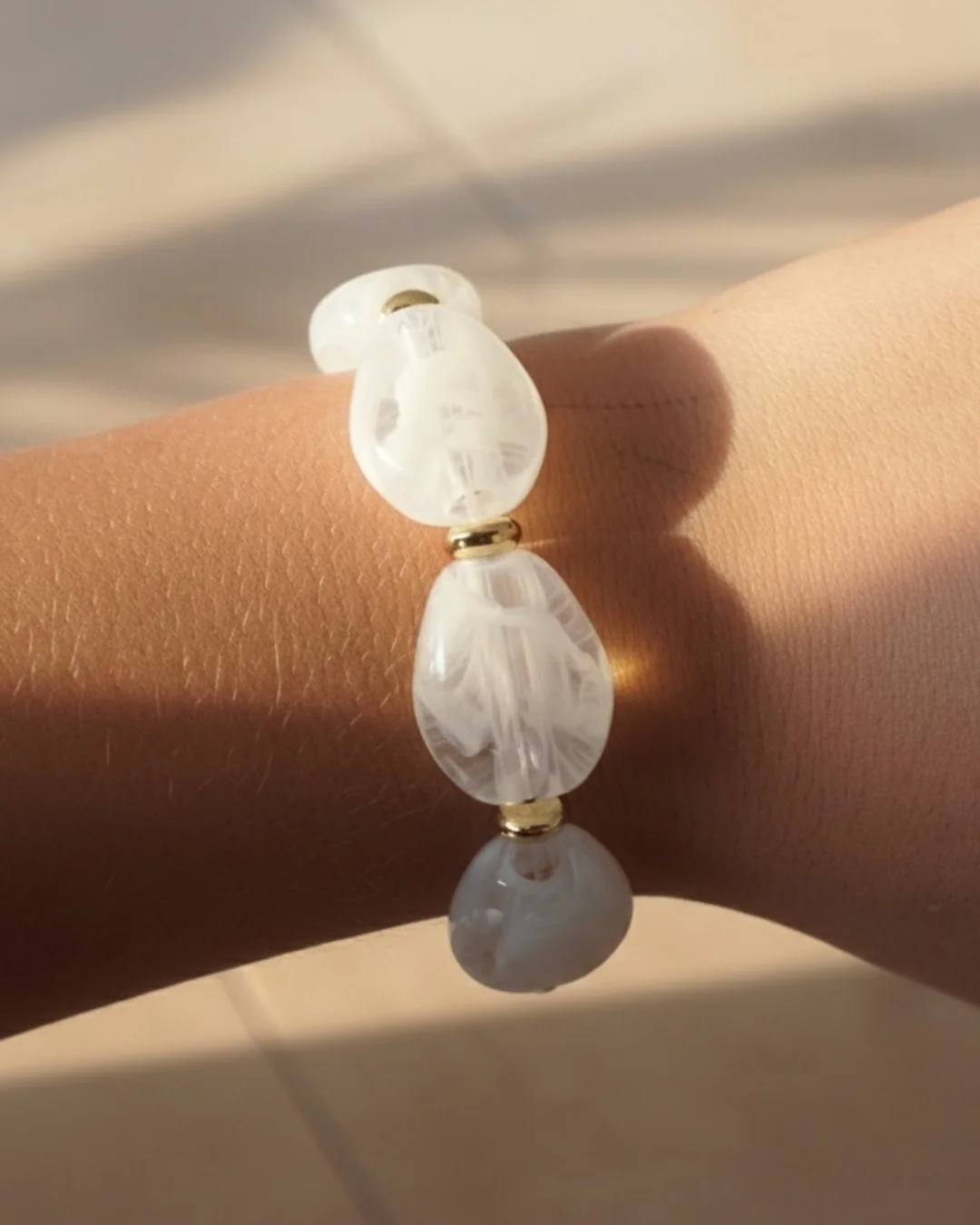 Viva Armband – White, Kralenarmband in wit