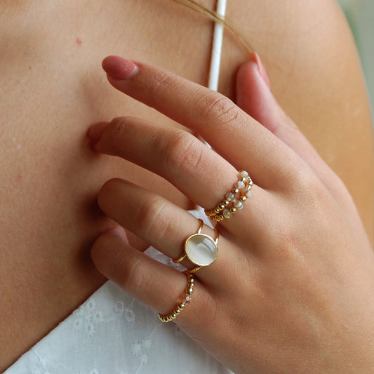 Statement ring cream